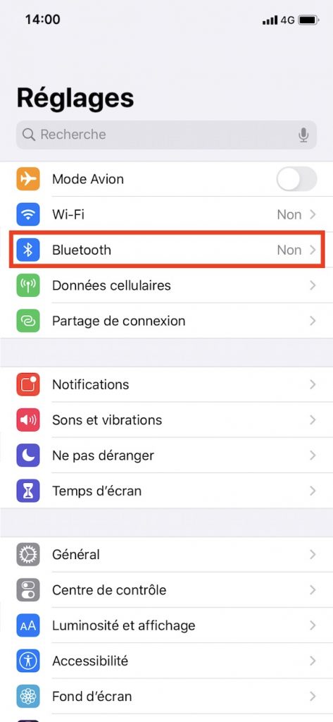 Activer le Bluetooth sur votre iPhone.