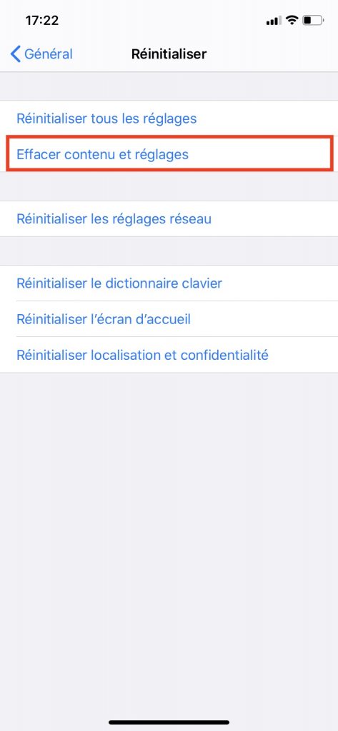 Le bouton "Effacer contenu et réglages" qui permet de réinitialiser votre iPhone pour de bon.