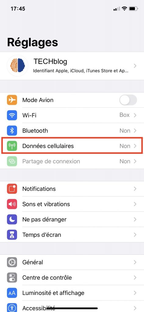 Accès aux données cellulaires dans les réglages de l'iPhone.